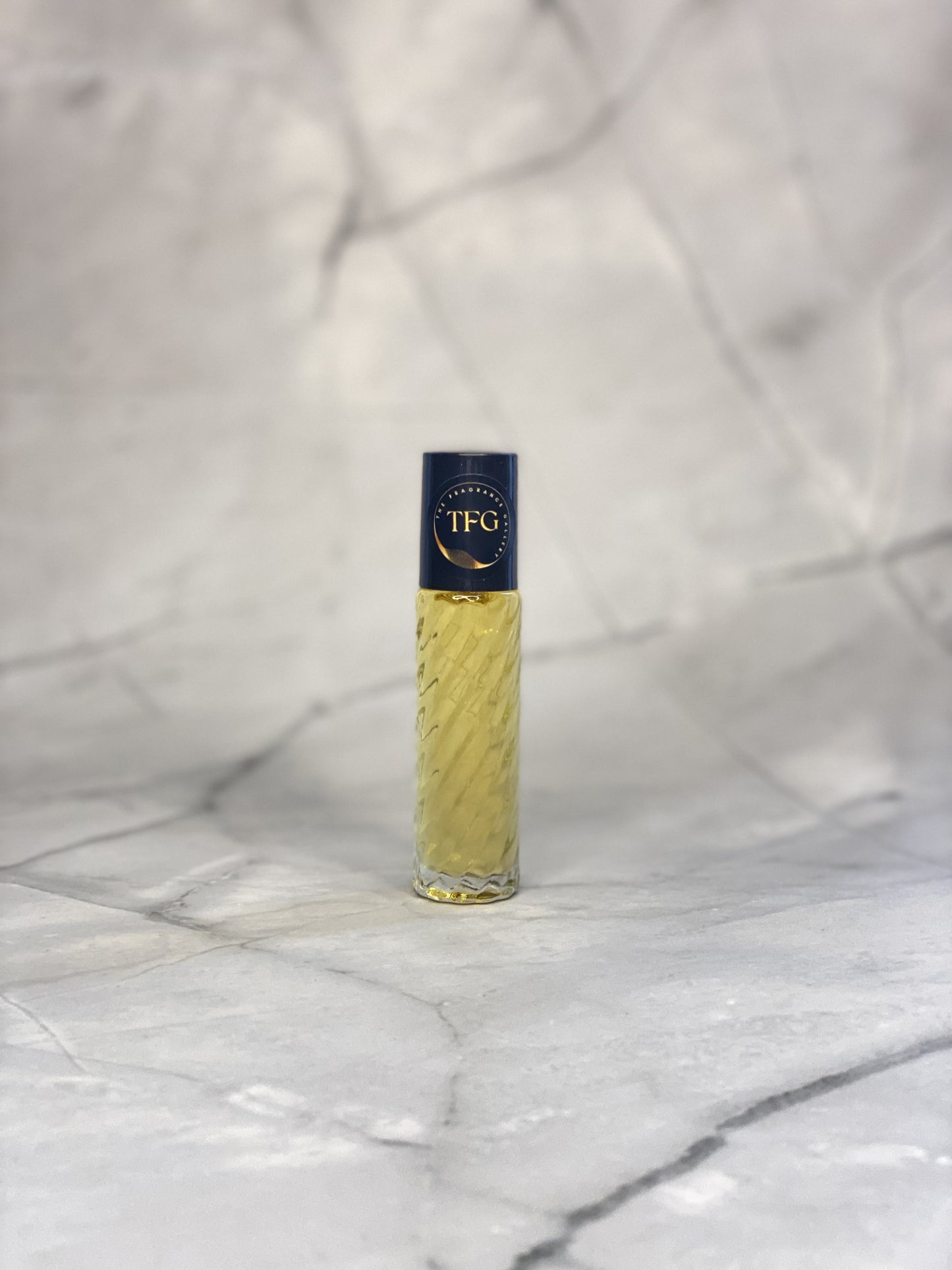 Golden Aura – Warm Floral Perfume Oil