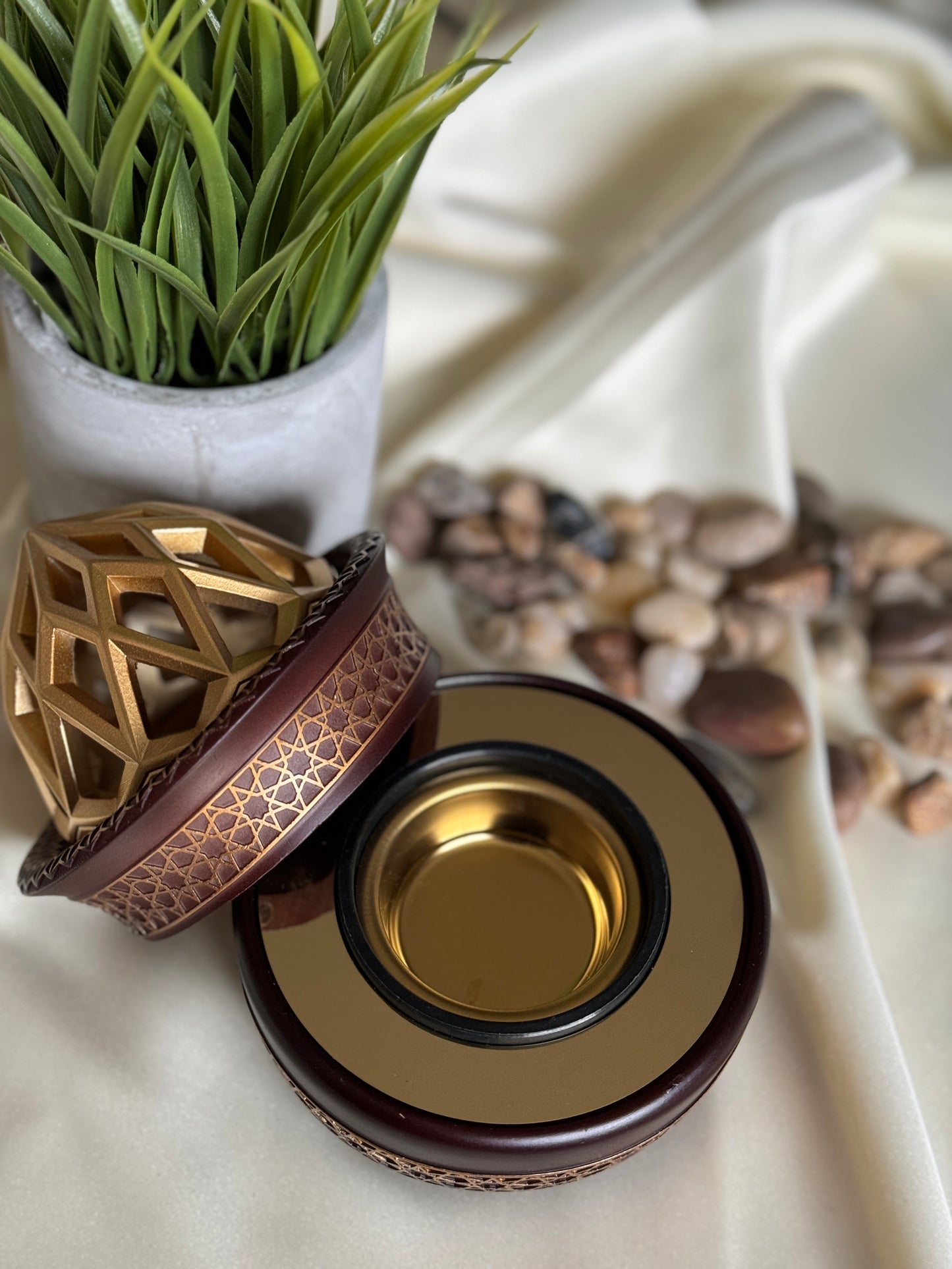 Oud Oasis - Bukhoor Burner